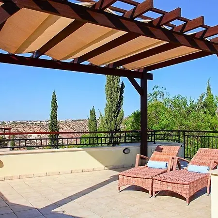فيلة In Sleeps 6 With Pool Air Con And Wifi *
